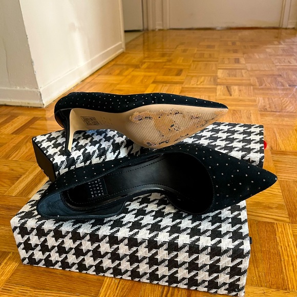 Black pump shoes - Picture 3 of 9